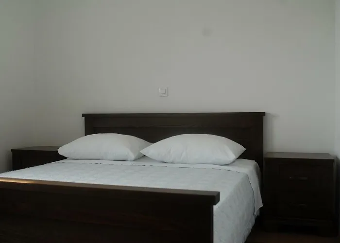 Pijaca Apartamento Nin